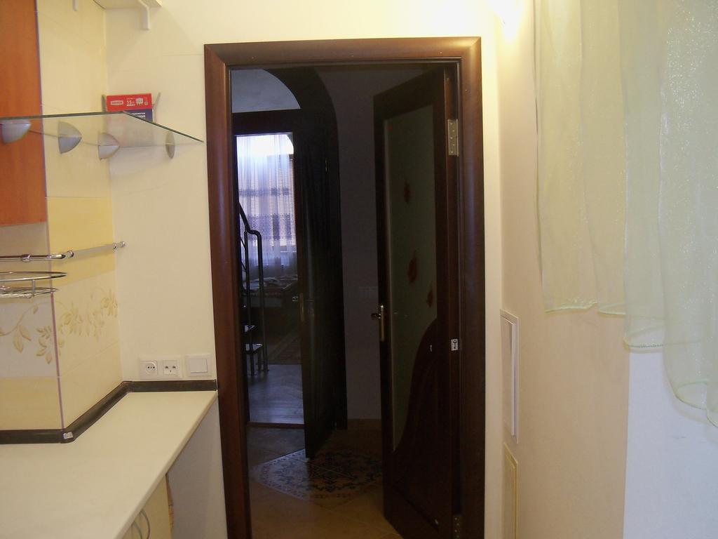 Apartment Roman Lviv Exterior photo